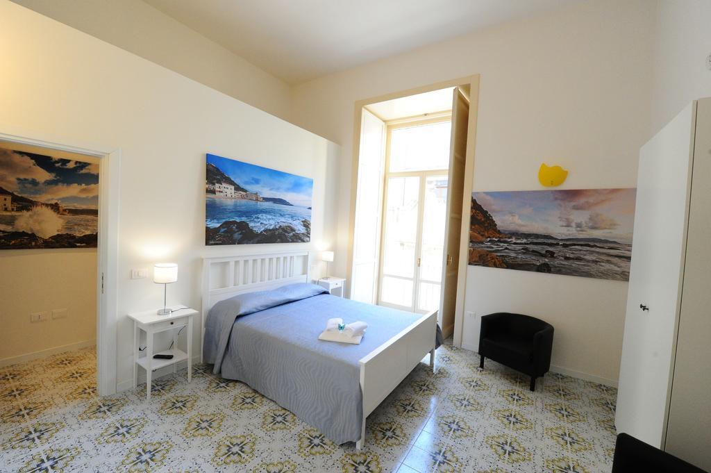 L'Infinito Bed & Breakfast Салерно Стая снимка